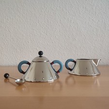Alessi Set aus Milchtöpfchen